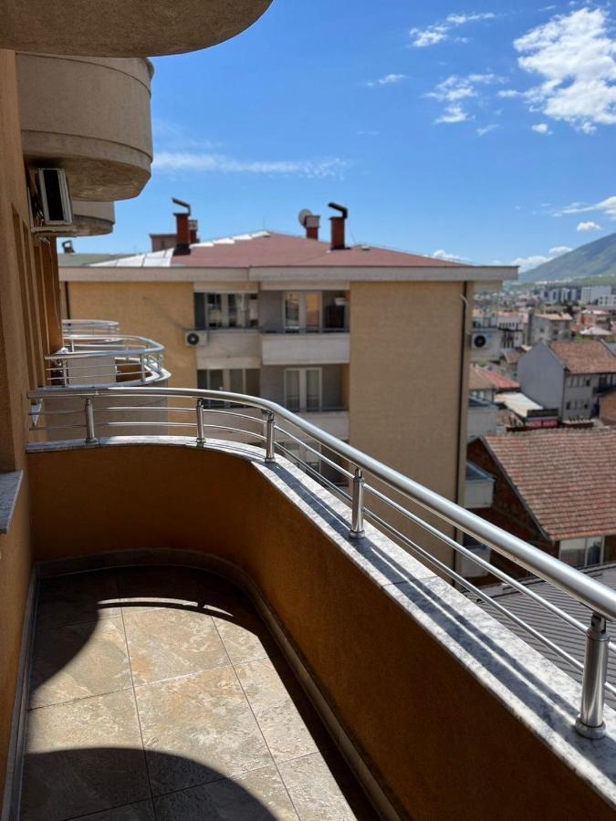 Apartment Alpi Печ Екстериор снимка