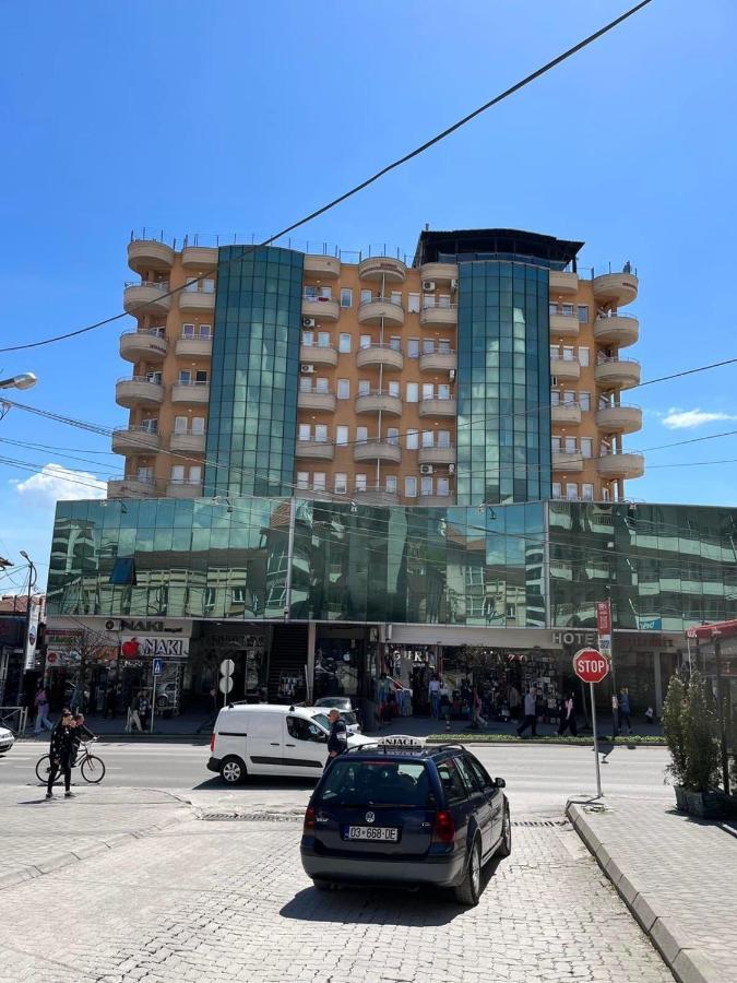 Apartment Alpi Печ Екстериор снимка