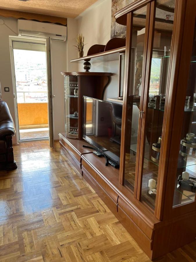 Apartment Alpi Печ Екстериор снимка